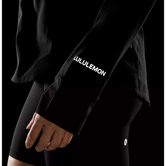 NWT- Lululemon Mist Over Windbreaker- Size: 8; Black - Picture 8 of 8